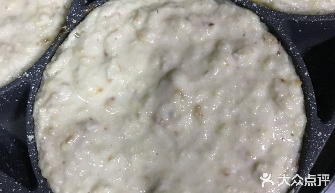 新鲜玉米、白糖、炼乳、食用油、水、酵母