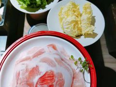 猪梅花肉-九鼎轩脆毛肚火锅(三钢里店)