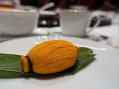 猫山王榴莲酥-东富酒家(龙湖西溪天街店)