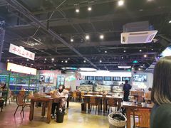 大堂-马路牙子地桌烤肉(工体店)
