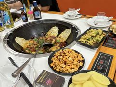 -曹丞相·地锅鸡·地锅鱼(武林店)