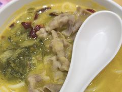 -三千粉牛肉米粉(来客茂店)