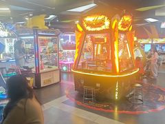 -星际传奇·蹦床海绵池·儿童乐园(大悦城店)