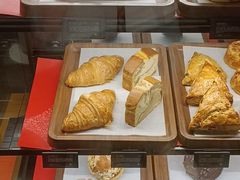 -星巴克(深圳北站B5检票口)