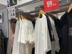 -优衣库(北京万柳华联购物中心店)