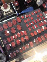 -灵彩珠宝(朗香街店)