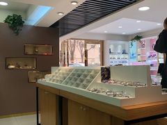 -宝岛眼镜公司(普育东路店)