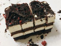 -坤思特1688咖啡(五洲花城店)