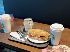 -星巴克(古美路店)