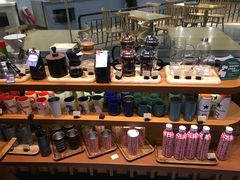 零售区-星巴克臻选(广州太古汇店)