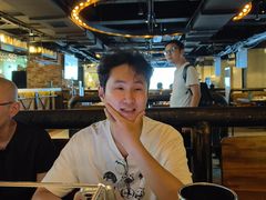 -麦凯伦烧烤·精酿超级工厂店(金桥总店)