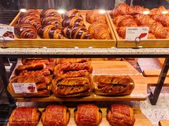 -巴黎贝甜(大宁国际商业广场店)