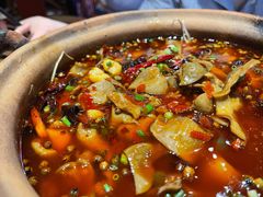 川味肥肠煲-兔槽江湖菜·重庆璧山兔(水围店)