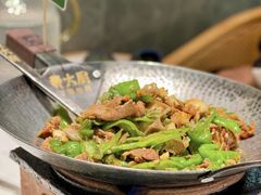 -费大厨辣椒炒肉(黄兴中心广场店)