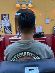 -Devilhands Barbershop男士理容店