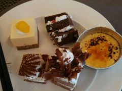 -东方红海鲜百汇(国际大厦店)