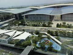 -深圳国际会展中心希尔顿酒店(前海华发冰雪世界店)