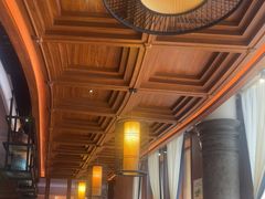 -八府香鸭·啫啫煲(华山路店)