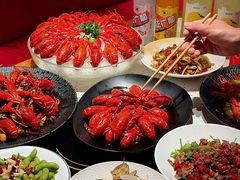 -沪小胖·小龙虾·蓝龙王(八佰伴店)