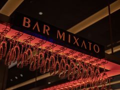 -星巴克臻选(上海合生汇1F店)