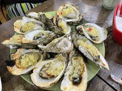 炭烧蒜蓉生蚝-贞姨美食·老字号海鲜大排档