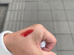 -YSL(南昌百盛店)