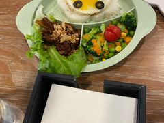 -布鲁豪斯亲子欢乐家庭餐厅