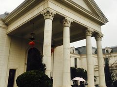 -上海玫瑰园度假酒店