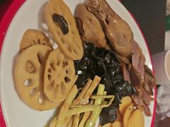 -万重锦·人文川菜馆(骡马市店)