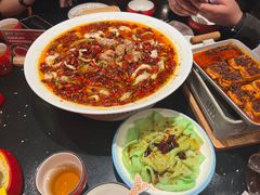 -山城外·非遗酸菜鱼(盛龙广场店)