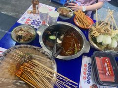 -马路边边串串香(苗栗路店)