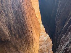 -天山神秘大峡谷