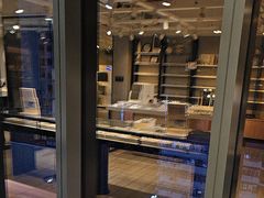 -瑞司视光眼镜·蔡司战略合作眼镜店(新街口店)