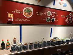 -尚尚仙·酸汤猪手·猪肚鸡火锅(华联万柳购物中心店)