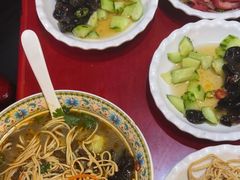 -金杨拉面王小吃面馆·牛三宝面·红烧牛肉粉