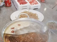 -罗二娘·鲜切牛自助火锅(罗湖东门步行街店)