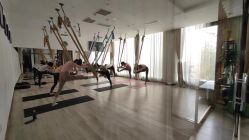 -一伽瑜伽·普拉提