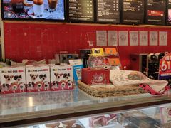 -85度C(生甜甜圈研究工坊·上海局门店)