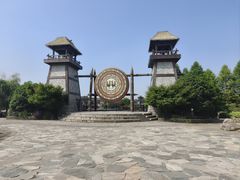 -茅山东方盐湖城景区