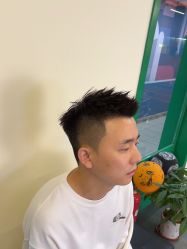 -米娜男士新国潮理发馆