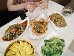 -覃记海鲜美食餐厅