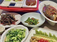 -艳阳天·非遗楚菜(武汉客厅店)