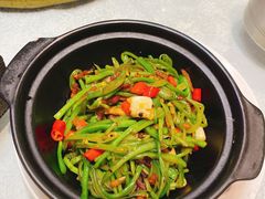 砂锅扁豆丝-峨嵋酒家(王府井店)