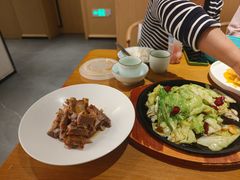 -伊喜饺子·烤鸭(五道口学院路店)