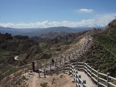 -冰沟丹霞旅游景区
