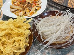 -三里屯土灶炖公鸡地锅鸡(江东店)