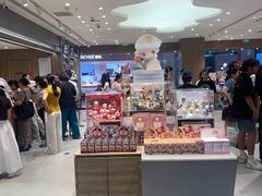 -泡泡玛特POPMART(国金街店)