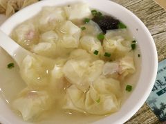汤小馄饨-乌镇姐妹特色小吃(银杏公寓店)