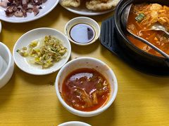 -屋里家延边朝鲜族冷面(南园店)