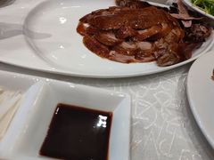 金牌片皮鸭-亢龙太子酒轩(东湖店)